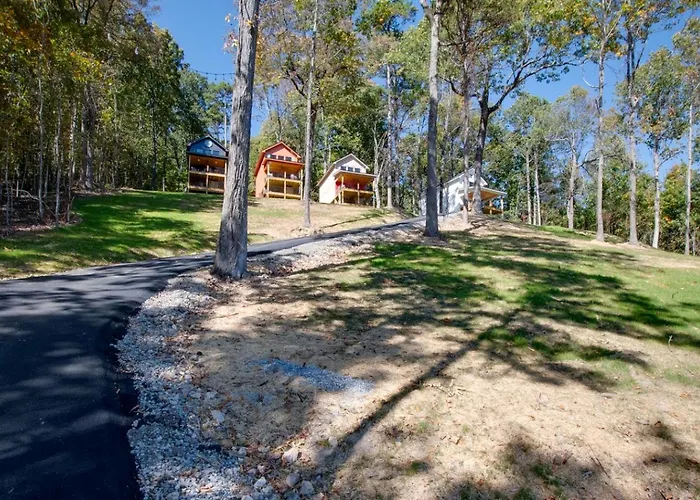 Magical Family Cabin With Breathtaking Beauty And Modern Interior In Alabama
